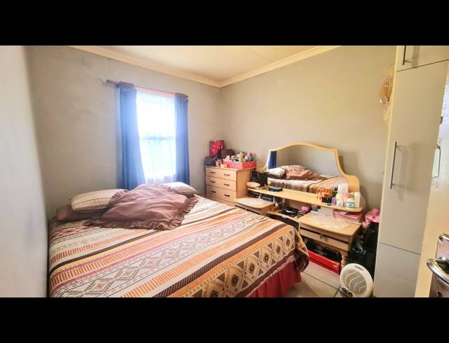 2 BEDROOM HOUSE FOR SALE IN HIGHBURY